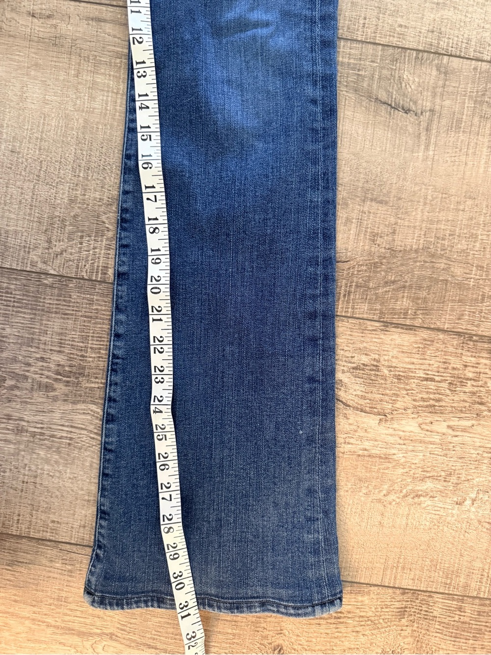 Citizens of Humanity Emanuelle Slim Boot Cut Jeans Size 29  Medium Wash - Picture 11 of 12